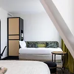Grand Chicago Hotel