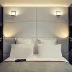Hotel Grand Chicago 4*